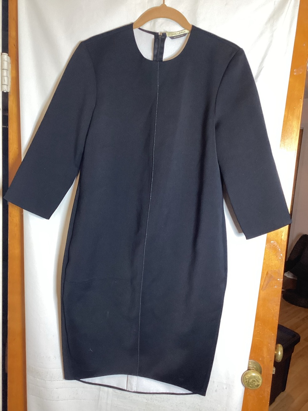 HELLESSY scuba material high low dressouter shell black inner innerside white